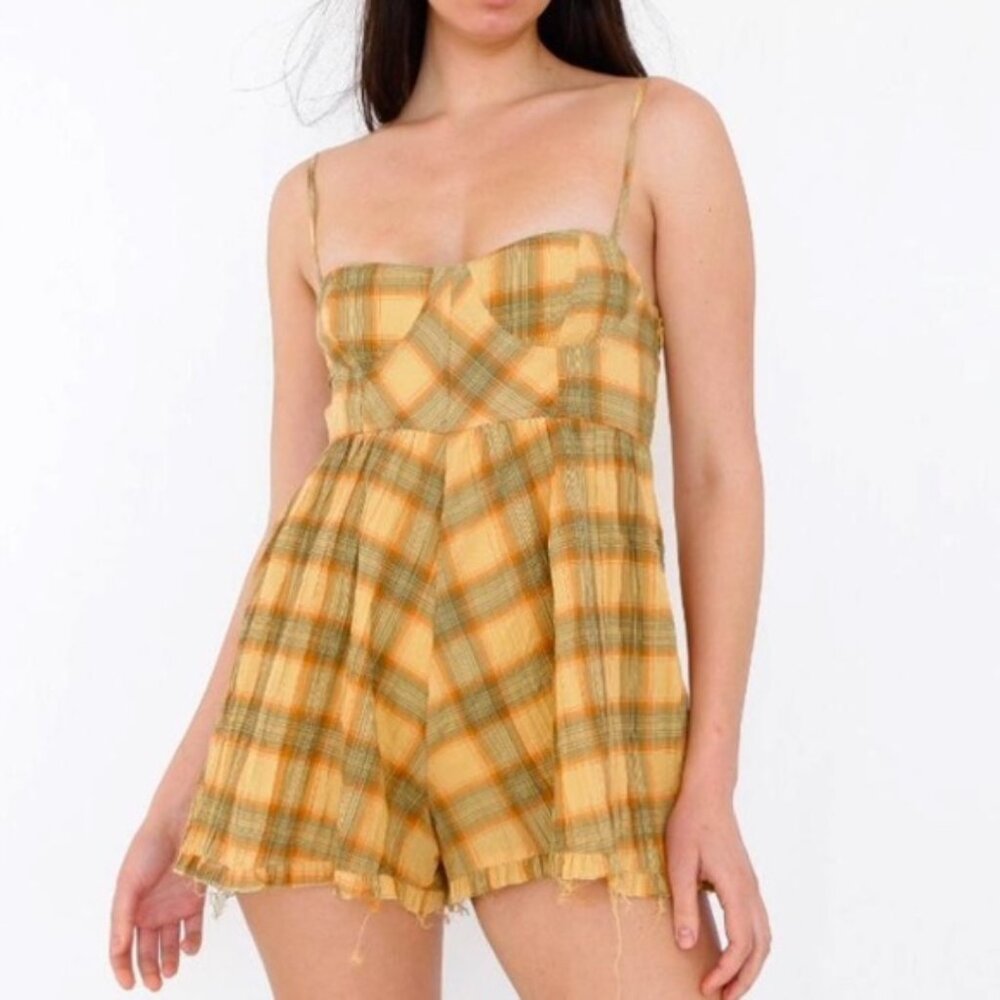 NWT Urban Outfitters  | Lorelei Yellow Plaid Lined Romper Size Medium